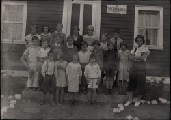 schoolhouse1.jpg